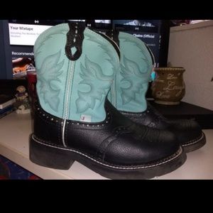 Justin Cowgirl Boots